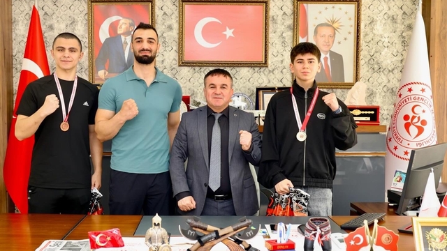 Bilecikli boks sporcularından Türkiye derecesi