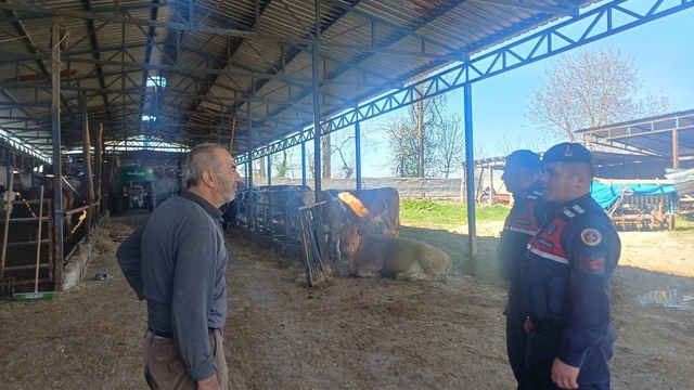Bilecik'te 120 vatandaşa hayvan hırsızlığı ve dolandırıcılık bilgilendirmesi