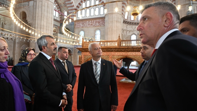 Bulgaristan İçişleri Bakanı Dechev, Selimiye Camisi'ni ziyaret etti.