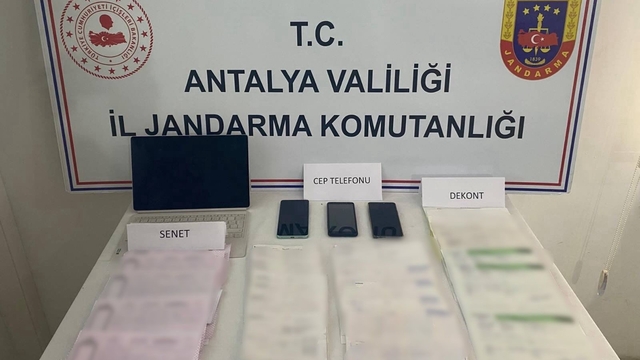 Kaş'ta tefecilik operasyonu: 4 şüpheliye adli işlem