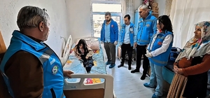 Yatağa bağımlı hastaya ortopedik yatak hediye edildi