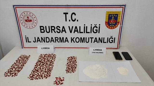 Bursa'da uyuşturucu operasyonunda 3 kişi yakalandı