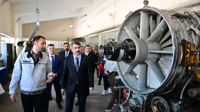 Başkan Yılmaz'dan gençlere tavsiyeler