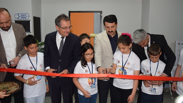 Karapınar'da bilim fuarı heyecanı