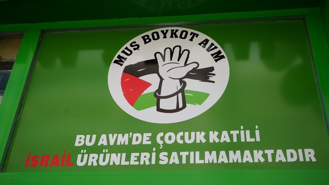 Muş'ta boykot ürünlerini raflarına almayan yeni market hizmete açıldı