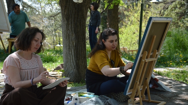 Anadolu Üniversitesi Japon Bahçesinde "Açık Hava Resim Çalıştayı"
GSF'den Özbekistan Sanat Akademisi ile uluslararası sanat buluşması