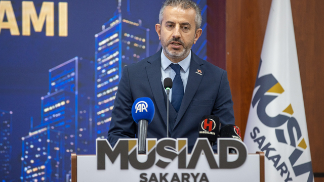 Sakarya'da "Kentsel Dönüşüm ve Finansman Bilgilendirme Programı" düzenlendi