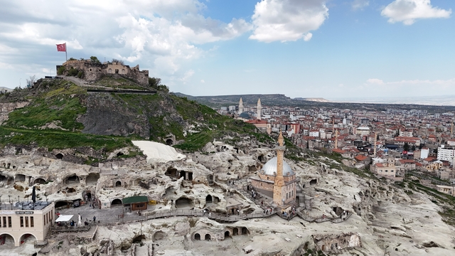 Nevşehir'de tarihi karar: Kapadokya Mahallesi resmileşti