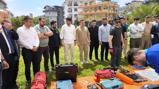 Alanya'da diyanet personeline arama kurtarma eğitimi