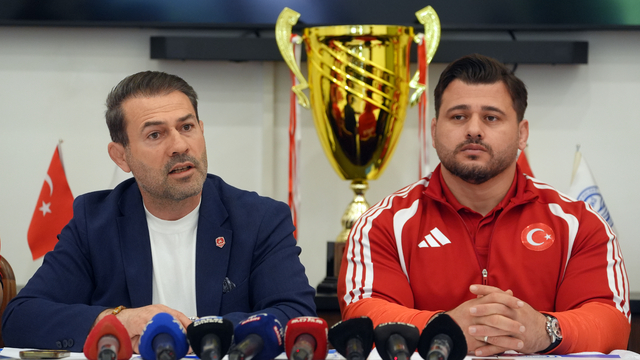 Avrupa şampiyonu milli sporcular, Ankara'da basınla buluştu
