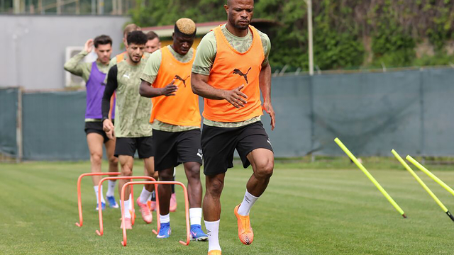 Alanyaspor, Antalyaspor maçının hazırlıklarına başladı