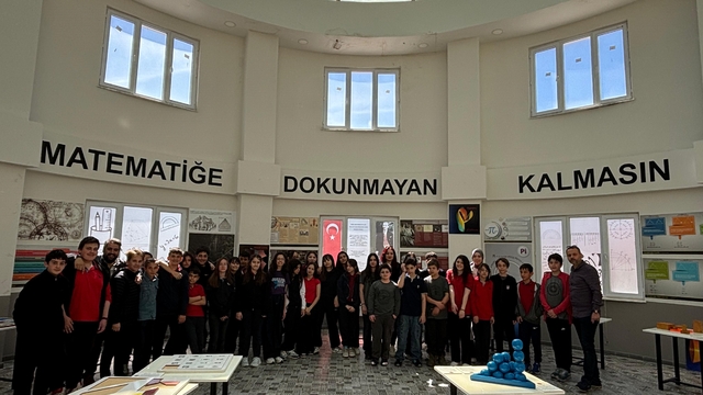 Matematik Müzesi öğrencileri ağırlamaya devam ediyor