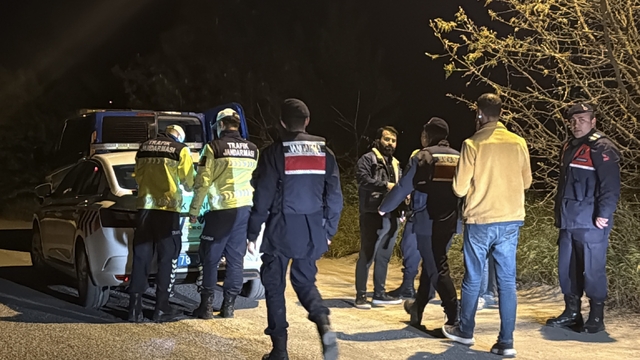 Karabük'te jandarmanın "dur" ihtarına uymayan sürücü kovalamacayla yakalandı