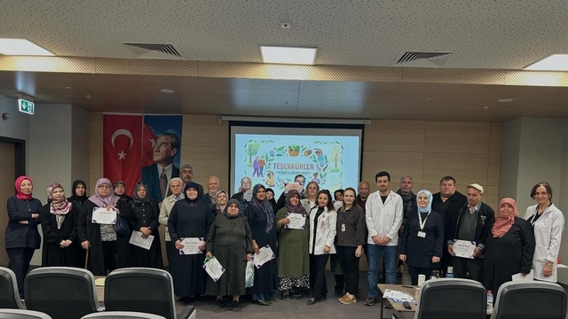 Kütahya Şehir Hastanesi'nde diyabet eğitimi