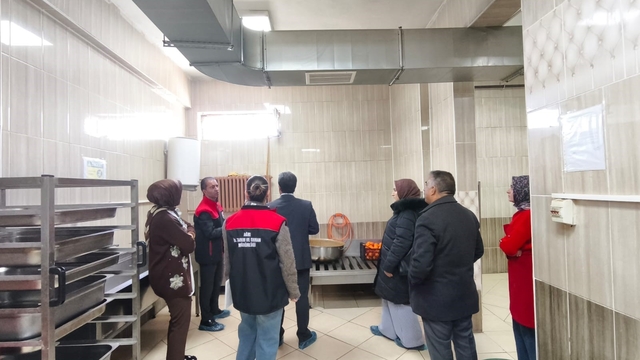 Ağrı'da öğrenci yurtları ve pansiyonlarda gıda denetimi sürüyor