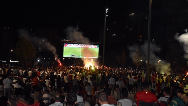 Amed Sportif Faaliyetler'in, Süper Lig heyecanı için dev ekranlar kurulacak