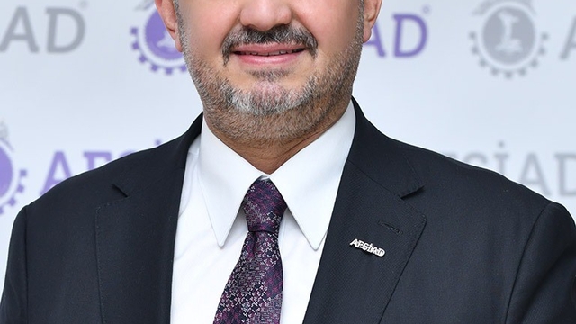 Başkan Sayın 1 Mayıs'ı kutladı