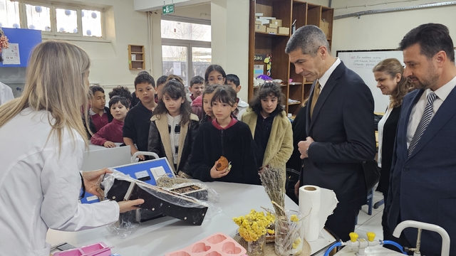 Bolu'da ilkokul öğrencileri atık yağları sabuna dönüştürdü