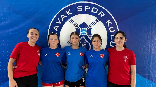 Armada Praxis Yalıkavakspor'dan Milli Takım'a 5 sporcu ve 1 antrenör