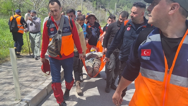 Çorum'da kaybolan yaşlı adam 2 gün sonra dağda uyurken bulundu