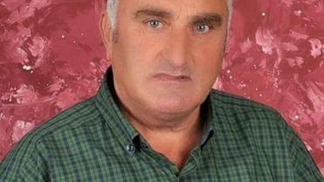 Devrilen traktörün sürücüsü emekli polis öldü