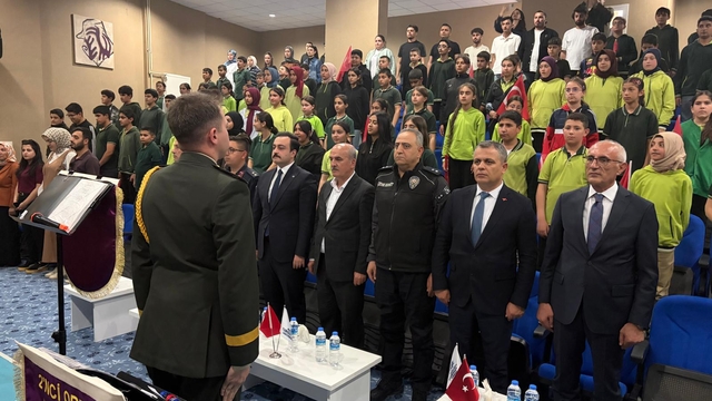 Malatya 2. Ordu Bölge Bando Komutanlığı Kale'de konser verdi