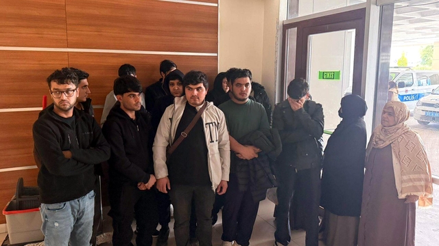 Edirne'de 16 kaçak göçmen yakalandı