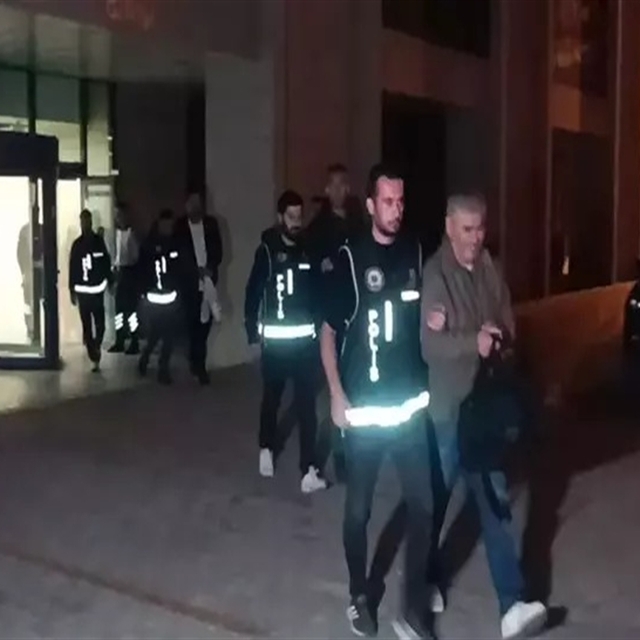'İrtikap' davasında Yahşihan Belediye Başkanı Sungur ile 4 sanığa hapis cez...