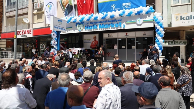 Merkezefendi Halk Market'in 3. şubesi hizmete açıldı