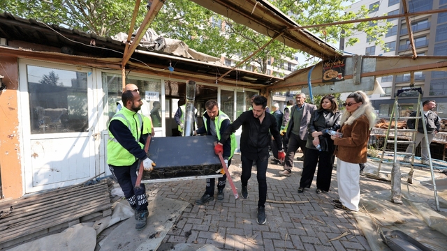 1050 Konutlar'daki yeşil alan işgalden kurtarıldı