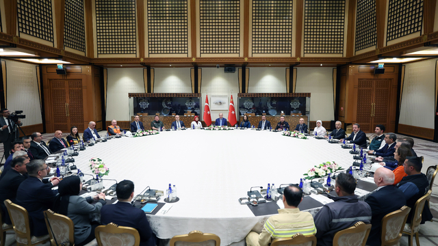 Cumhurbaşkanı Erdoğan, işçi ve işveren temsilcilerini kabul etti: