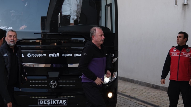 Beşiktaş kafilesi Gaziantep'te
