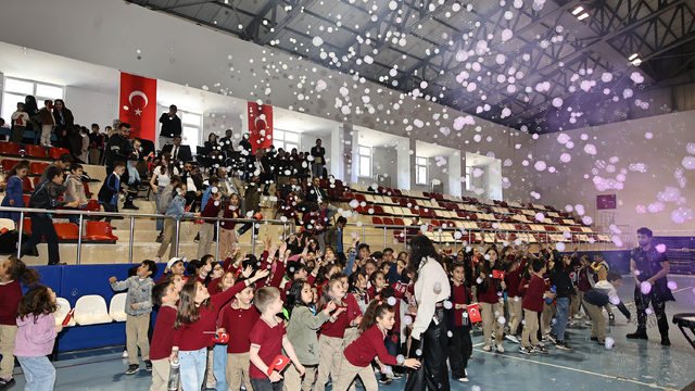 Yıldızeli'nde Çocuk Sanat ve Kültür Festivali düzenlendi