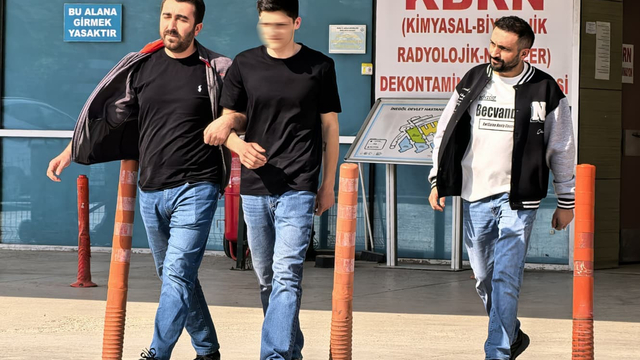 Oto tamirhanesindeki tüfekli saldırının şüphelisi: Babamı darbettiği için vurdum (2)