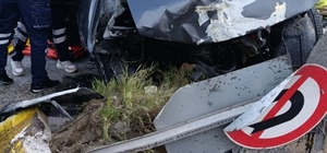 Karabük'te otomobil refüje çarptı: 1 ölü, 3 yaralı