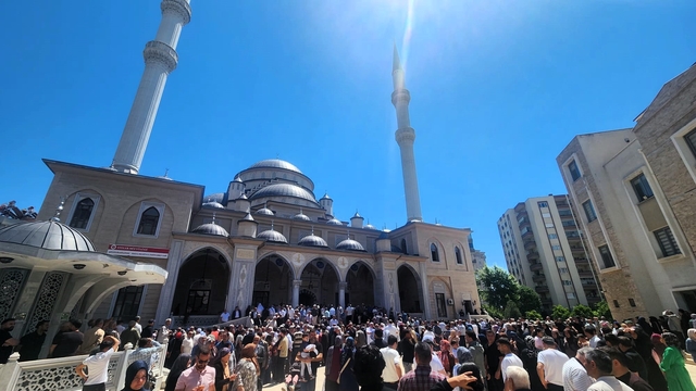 Aydın'da hacı adayları dualarla uğurlandı