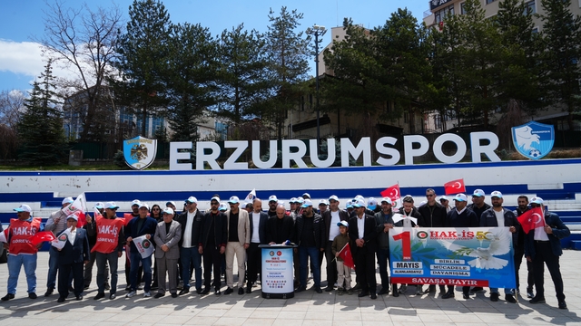 Ezurum'da 1 Mayıs'ta işçiler meydanda