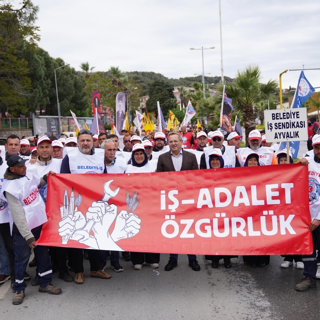 Ayvalık'ta 1 Mayıs coşkusu