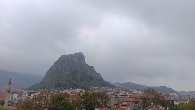 Afyonkarahisar'da yağmur yağışı etkili oldu