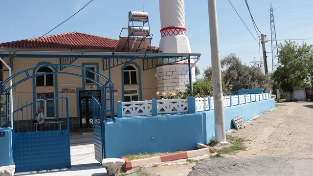 Karabağ Mahallesi'nde cami ve sağlık evi yenilendi