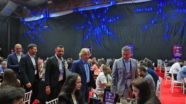 MTSO Başkanı Çakır: "İhracat seferberliği başlatıyoruz, hedef Türkiye'de ilk 3"
MTSO'nun yapay zeka destekli 'B2B Networking Etkinliği'nde bin 350'nin üzerinde katılımcı yaklaşık 7 bin iş görüşmesi yaptı
Etkinlik sonunda 2 milyar TL'nin üzerinde potansiyel ticari katkı oluştu
