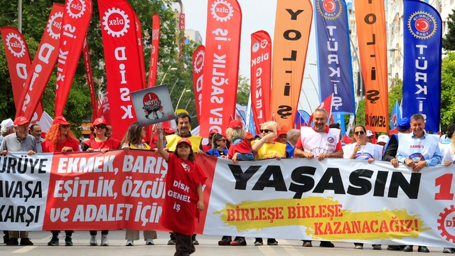 Antalya'da 1 Mayıs coşkusu