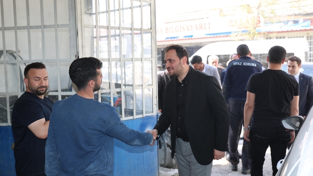 AK Parti  1 Mayıs'ta işçileri unutmadı