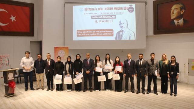 Kütahya'da "Okuyorum Yazıyorum: Safahat Okumaları" projesi il finali yapıldı