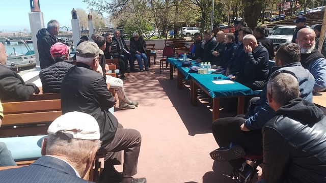 Akçakoca'da balıkçılık sezonu ve sıfır atık projesi bilgilendirme toplantısı