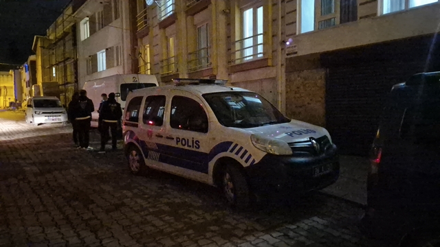 Eskişehir'de yalnız yaşayan kişi evinde ölü bulundu