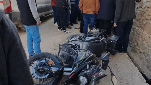 Sarıveliler'de motosiklet kazası: 1 yaralı