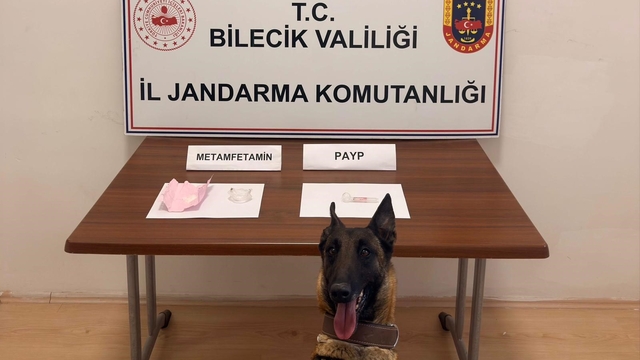 Durdurulan araçta uyuşturucu çıktı