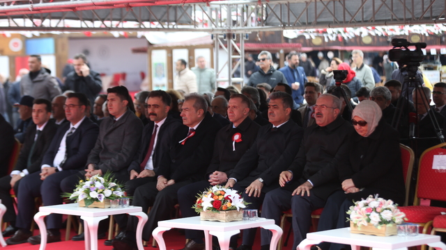 Çanakkale'de İşyurtları Ürün ve El Sanatları Fuarı açıldı