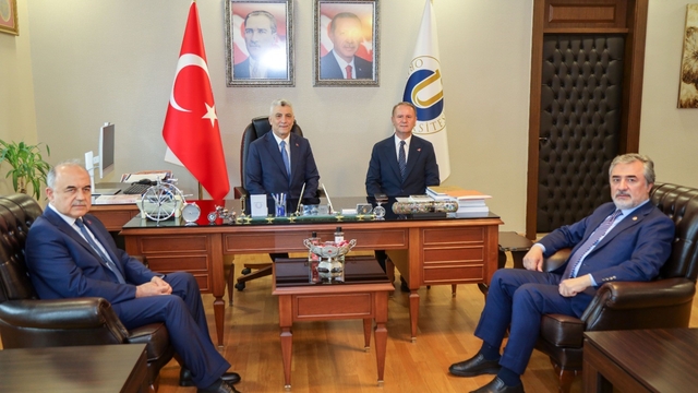 Bakan Bolat ODÜ'de